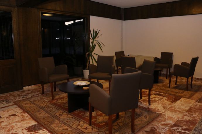 Imagen de los interiores del Hotel Lago Di Salda. Foto 17