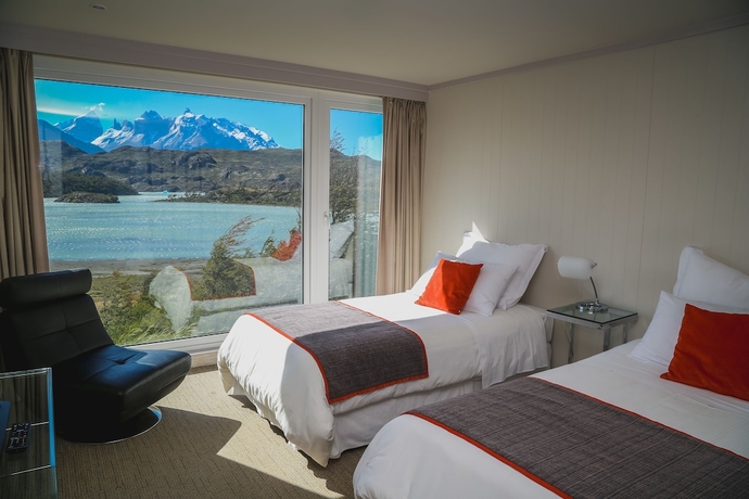 Imagen de la habitación del Hotel Lago Grey. Foto 2