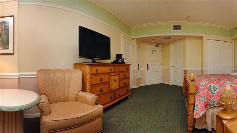 Imagen de la habitación del Hotel Lago Mar Beach Resort and Club. Foto 2