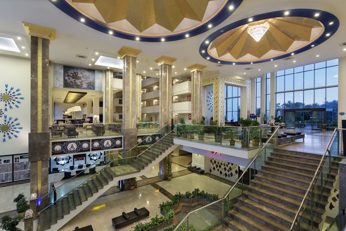 Imagen de los interiores del Hotel Lago, Side. Foto 14