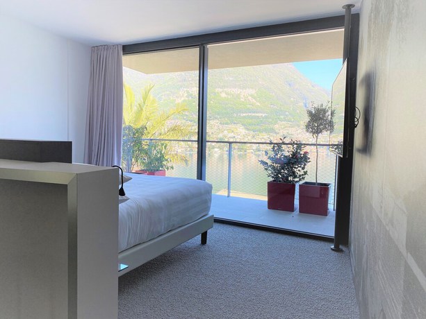 Imagen de la habitación del Hotel Lago, Torno. Foto 15