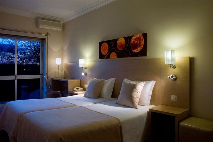 Imagen de la habitación del Hotel Lagoa Dos Pastorinhos. Foto 5