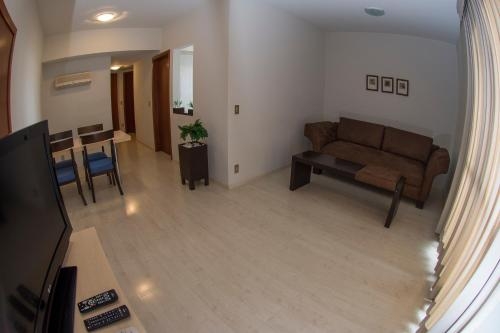 Imagen de la habitación del Hotel Lagoa Serena Flat. Foto 6