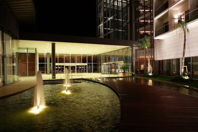 Imagen de los exteriores del Hotel Lagoas Park. Foto 7