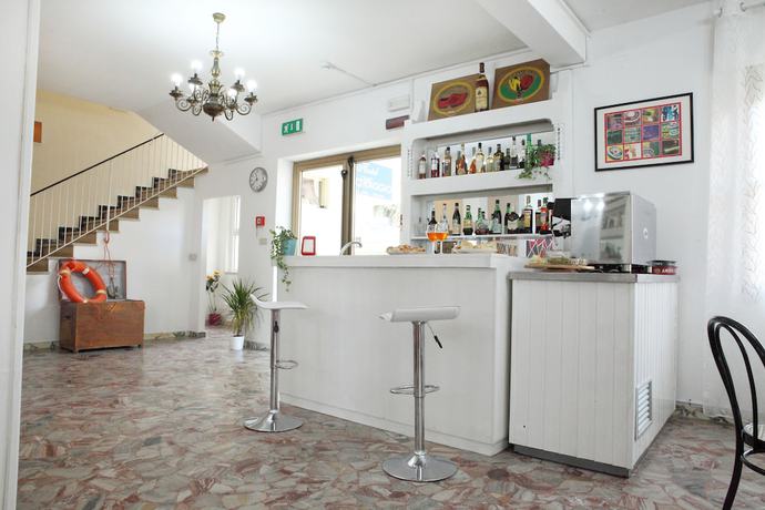 Imagen del bar/restaurante del Hotel Lagomaggio. Foto 6