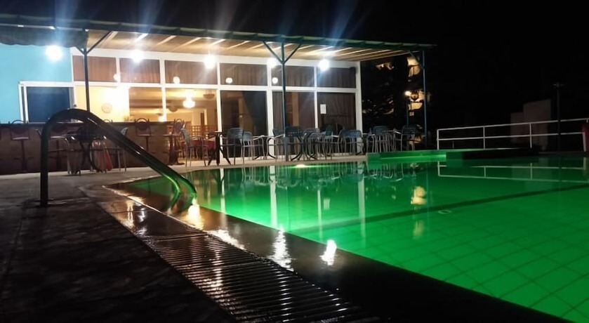 Imagen de la piscina del Hotel Lagonas Beach. Foto 18