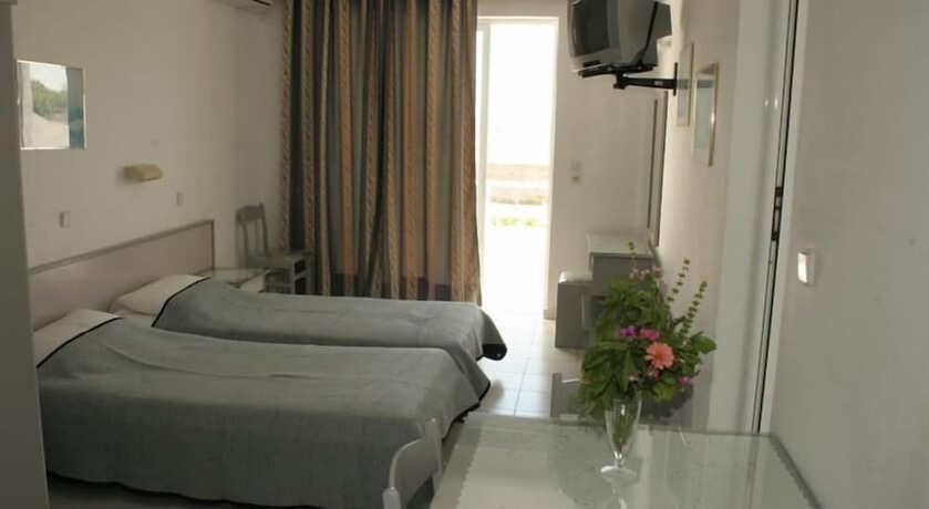 Imagen de la habitación del Hotel Lagonas Beach. Foto 9