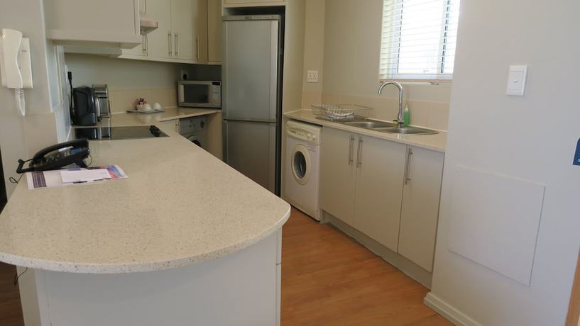 Imagen de la habitación del Hotel Lagoon Beach & Spa. Foto 8