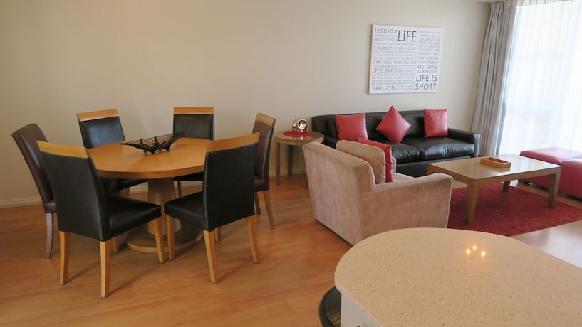 Imagen de la habitación del Hotel Lagoon Beach & Spa. Foto 9