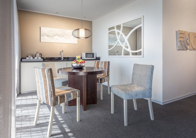 Imagen de la habitación del Hotel Lagoon Beach & Spa. Foto 10