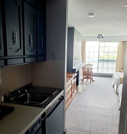 Imagen de la habitación del Hotel Lagoon City Pier One Resort. Foto 20