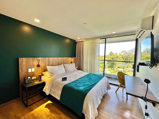 Imagen de la habitación del Hotel Lagoon. Foto 11