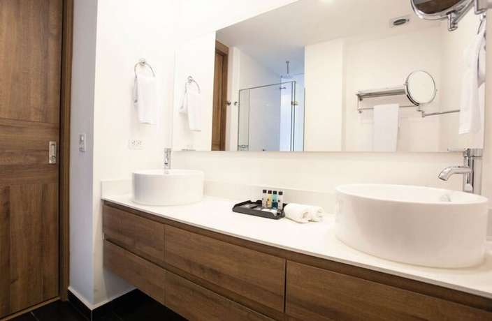 Imagen de la habitación del Hotel Lagoon. Foto 14