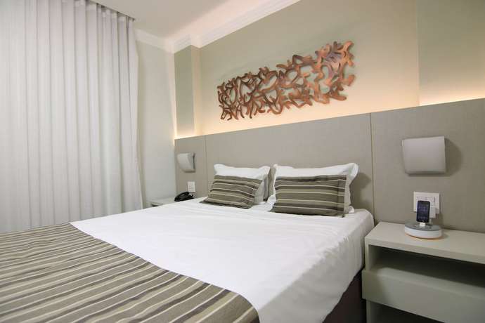 Imagen de la habitación del Hotel Lagoon Prime. Foto 15