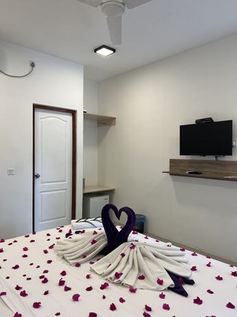 Imagen de la habitación del Hotel Lagoon Villa Thoddoo. Foto 11