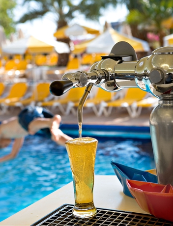 Imagen de la piscina del Hotel Lagoona By Isrotel Collection. Foto 15