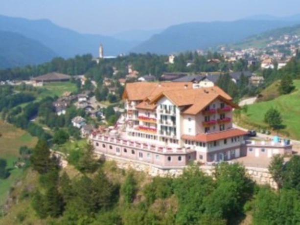 Imagen general del Hotel Lagorai. Foto 4