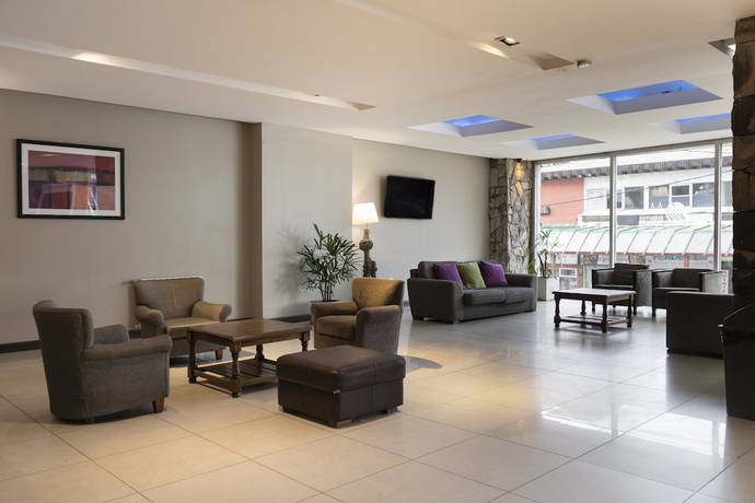 Imagen de la habitación del Hotel Lagos Andinos. Foto 6