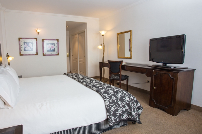 Imagen de la habitación del Hotel Lagos Del Calafate. Foto 11