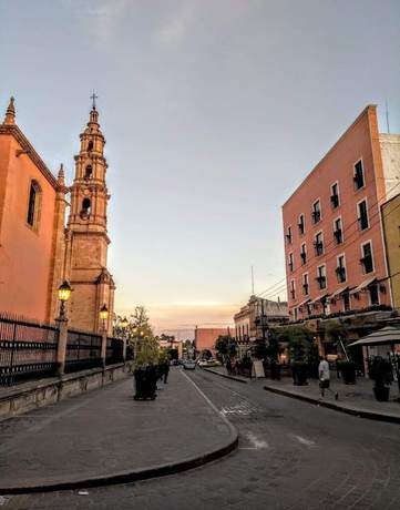 Imagen general del Hotel Lagos Inn. Foto 3