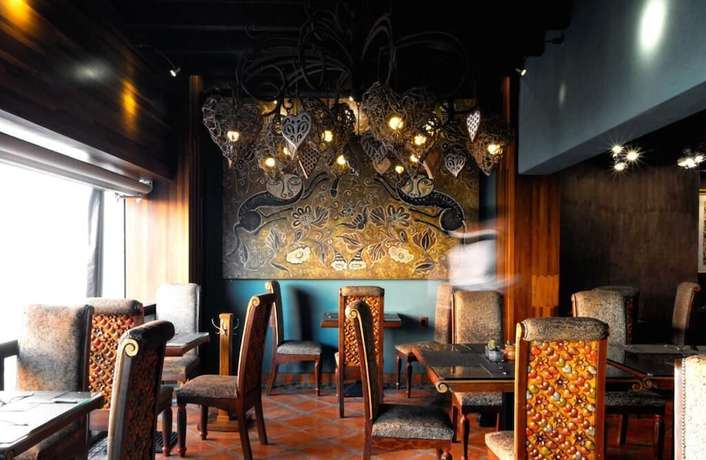 Imagen del bar/restaurante del Hotel Lagos Inn. Foto 6