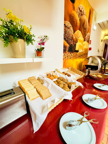 Imagen de los interiores del Hotel Lagosmar. Foto 7