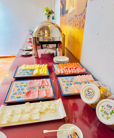 Imagen de los interiores del Hotel Lagosmar. Foto 8