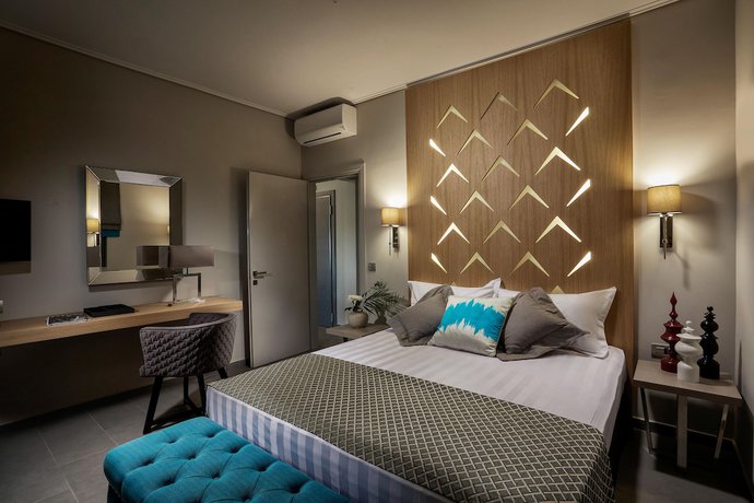 Imagen de la habitación del Hotel Lagouvardos Village. Foto 18