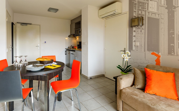 Imagen de los interiores del Hotel Lagrange Apart'hotel Montpellier Millénaire. Foto 14