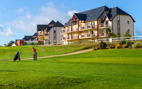 Imagen general del Hotel Lagrange Vacances Cap Green. Foto 2