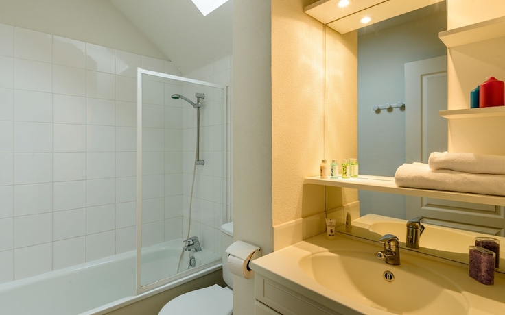 Imagen de la habitación del Hotel Lagrange Vacances Le Hameau De Peemor Pen. Foto 14