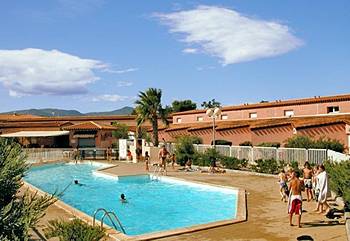 Imagen de la piscina del Hotel Lagrange Vacances Les Jardins De Neptune. Foto 5