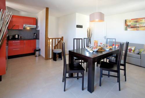 Imagen de la habitación del Hotel Lagrange Vacances Les Terrasses Des Embiez. Foto 12