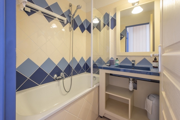 Imagen de la habitación del Hotel Lagrange Vacances Les Terrasses de L\'Oc&eacute;an. Foto 5