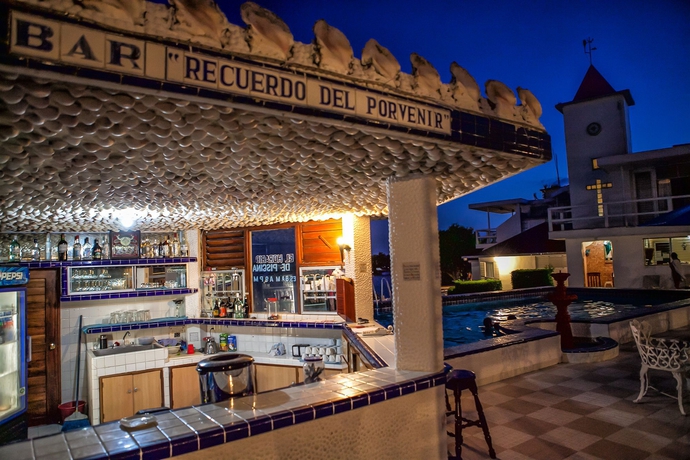 Imagen del bar/restaurante del Hotel Laguna Bacalar. Foto 4