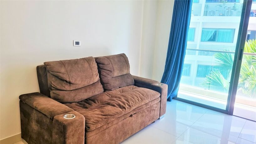 Imagen general del Hotel Laguna Beach 1a With Swimming Pool Views Pattaya. Foto 9