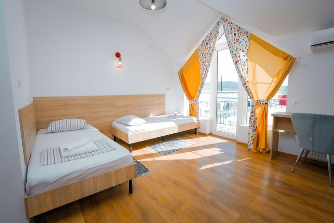 Imagen de la habitación del Hotel Laguna Beach Club. Foto 9