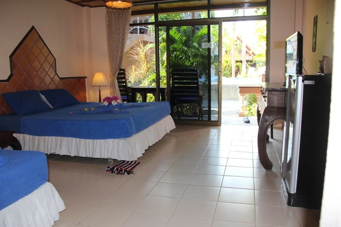 Imagen de la habitación del Hotel Laguna Beach Club Resort. Foto 13