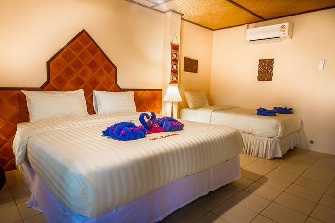 Imagen de la habitación del Hotel Laguna Beach Club Resort. Foto 15