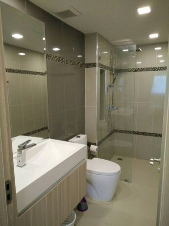 Imagen de la habitación del Hotel Laguna Beach Resort Jomtien. Foto 25