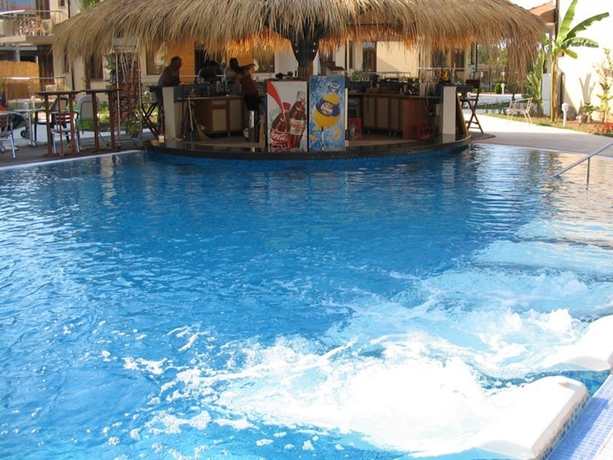 Imagen general del Hotel Laguna Beach Resort & Spa. Foto 4