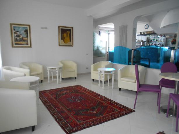 Imagen de los interiores del Hotel Laguna Blu, Rimini. Foto 20