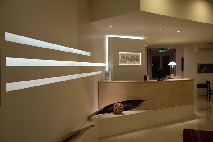 Imagen de los interiores del Hotel Laguna, Chascom&uacute;s. Foto 11