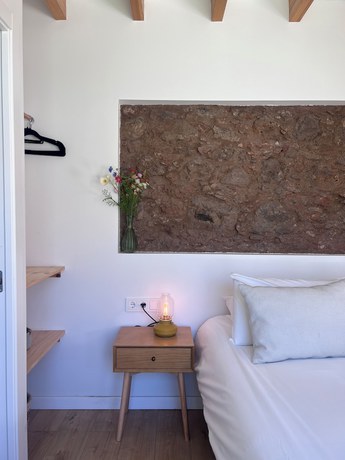 Imagen de la habitación del Hotel Laguna Cool Living. Foto 3