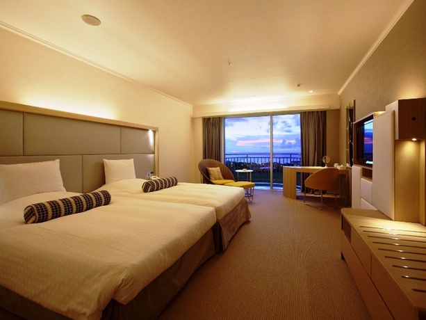 Imagen de la habitación del Hotel Laguna Garden, GINOWAN. Foto 10