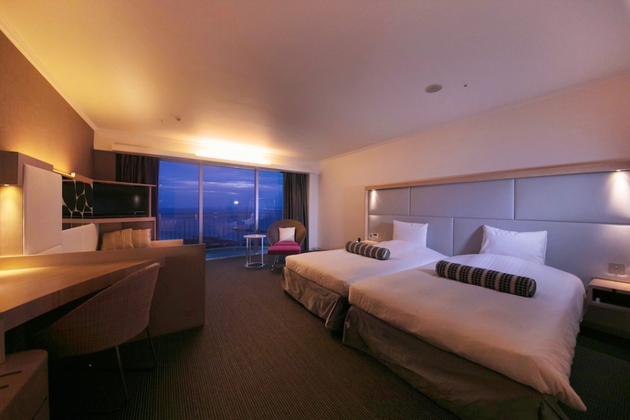 Imagen de la habitación del Hotel Laguna Garden, GINOWAN. Foto 16