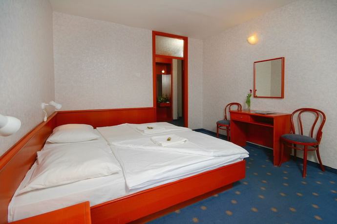 Imagen de la habitación del Hotel Laguna, Gradac. Foto 9