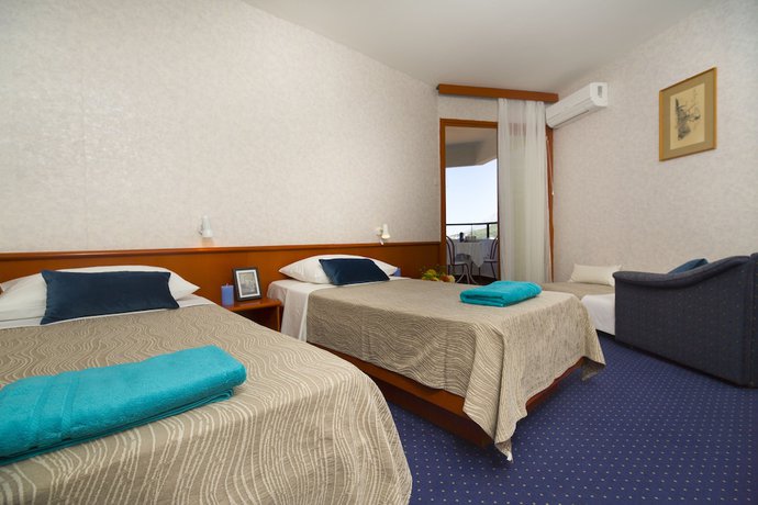 Imagen de la habitación del Hotel Laguna, Gradac. Foto 10