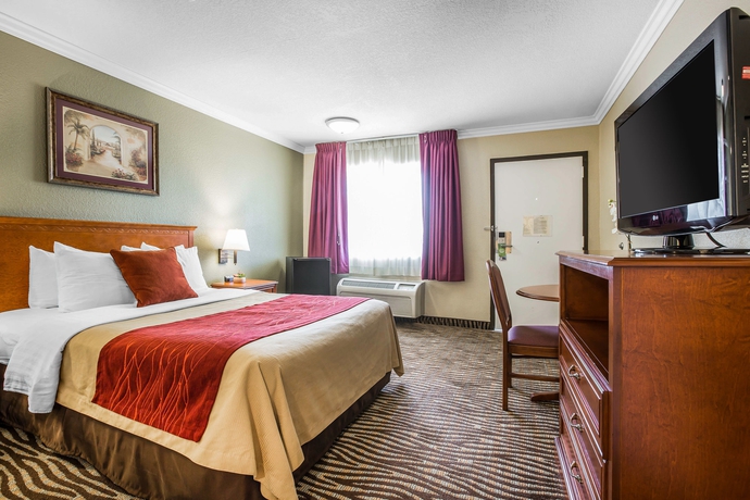 Imagen de la habitación del Hotel Laguna Hills Inn by Irvine Spectrum. Foto 12