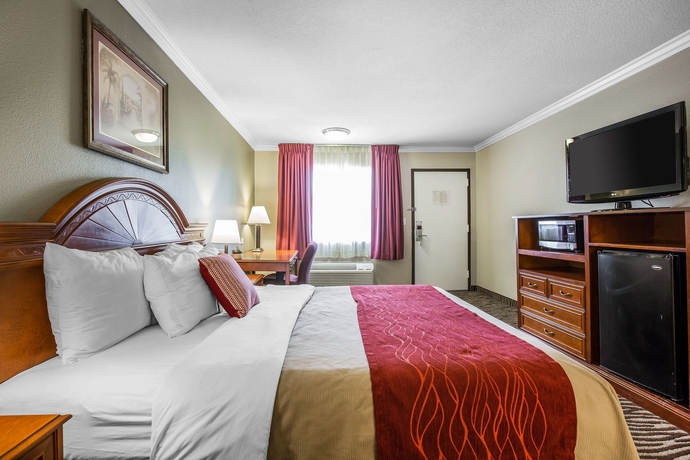 Imagen de la habitación del Hotel Laguna Hills Inn by Irvine Spectrum. Foto 13